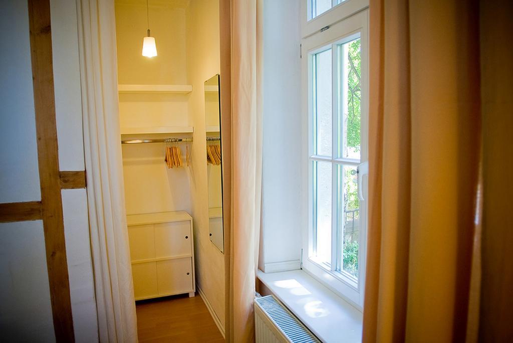 Ferienwohnung Am Kunstturm Weimar Szoba fotó